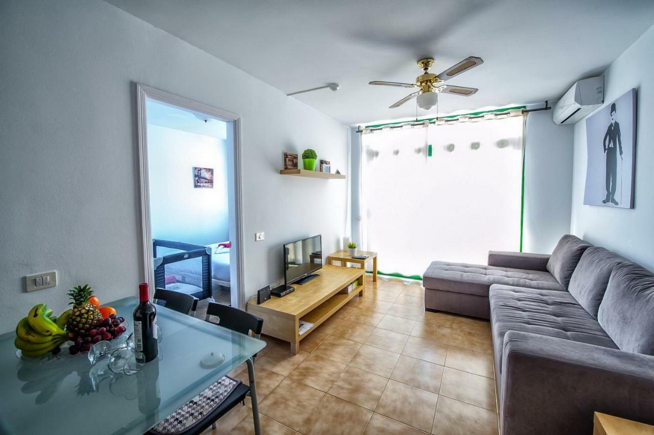 Apt With Terrace Facing Amadores Beach Екстериор снимка