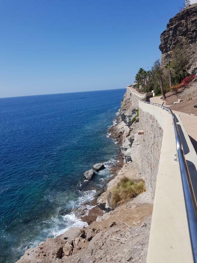 Apt With Terrace Facing Amadores Beach Екстериор снимка